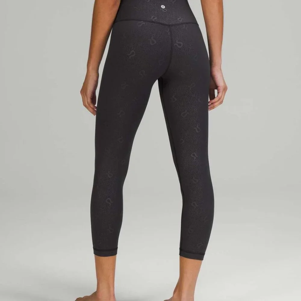 Lululemon Align High-Rise Crop 23" Yogo Emboss Black / Black, Size 2 - Picture 2 of 6